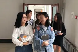 学霸寝室5人全考研成功，2人保送清华视频封面