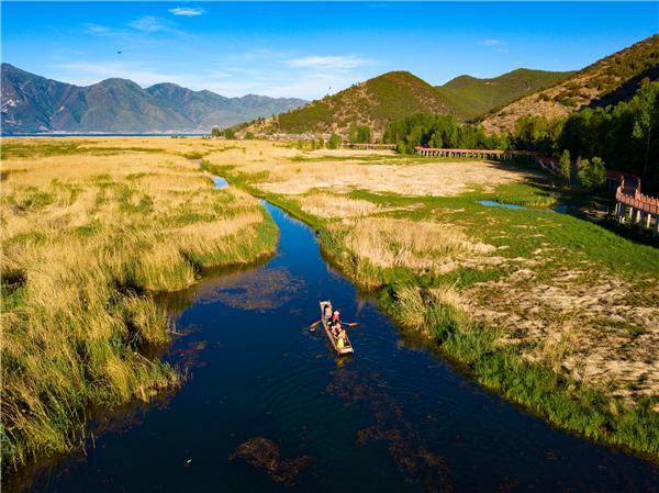 仙境般的泸沽湖 五月必去打卡之地