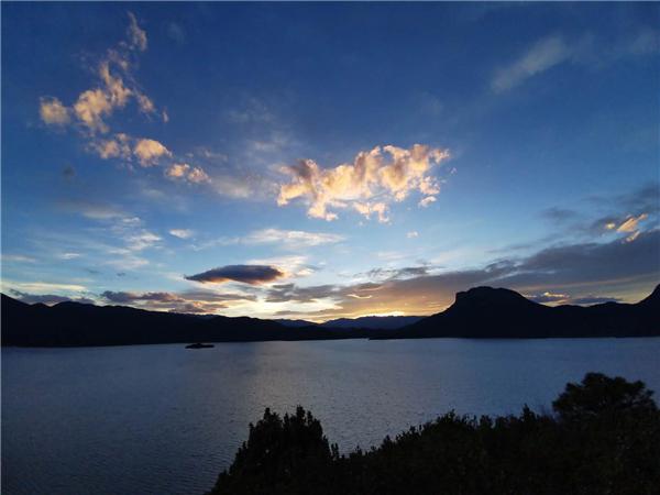 仙境般的泸沽湖 五月必去打卡之地