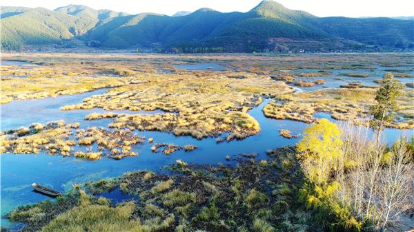 仙境般的泸沽湖 五月必去打卡之地
