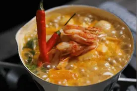 被儿科医生列入“黑名单”的六种食品，孩子再想吃家长也别纵容图片