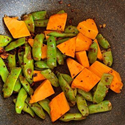 豆角炖南瓜