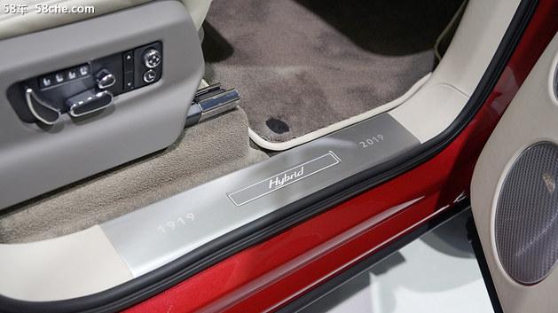 最便宜的宾利来了，添越PHEV售价 219.7万