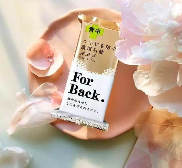 你背后有“蝴蝶骨”吗？不用PS就能炫背的那种
