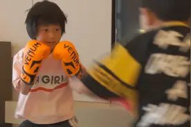 拳击少女“小汤圆”，8岁也有大梦想视频封面