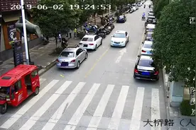 三车“组团”遮号牌？岚皋交警：一起接受处罚吧！图片