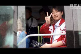 全城动员！31辆公交免费送高考生视频封面