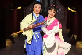 四十年黄梅情缘，张辉、杨俊《戏码头》再唱《天仙配》图片