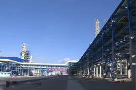 AI合成主播丨宁夏全面取消企业银行账户许可为企业减负视频封面