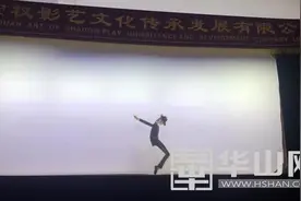 太秀了！皮影跳出迈克尔杰克逊的太空步图片