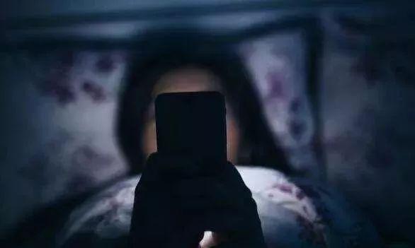 男子竟把这个介绍给妹妹，结果毁掉了妹妹的人生