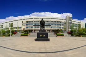 青岛黄海学院2019年计划招生6730人 新增四个本科专业图片