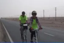 这个老爸有点酷：台湾爸爸带女儿骑单车环游世界视频封面