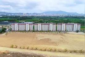 当事人还原：三亚违建小区被拆4年始末视频封面