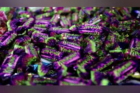 小小紫皮糖里的中俄贸易之变视频封面