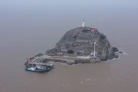 这座战略小岛建成了智能微电网 从此不再缺水断电视频封面