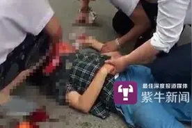 【紫牛新闻】为孩子祈祷！南京10岁女童被高空坠物砸中头部，正在抢救视频封面