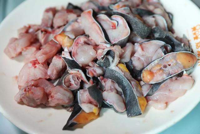 饱尝千秋百味，不如大鲵美味