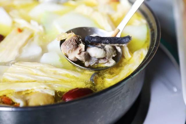 饱尝千秋百味，不如大鲵美味