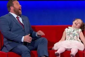 俄罗斯4岁女孩流利使用7国语言，被誉为世界最聪明孩子图片