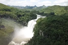黄果树实行分时预约 “削峰填谷”开启智慧旅游视频封面