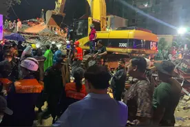 柬埔寨在建大楼倒塌致18死，3名中国人被控制！系业主和承包商图片
