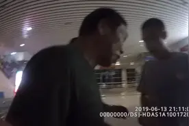 买假的铁路工作证蹭车？没门！遇到民警一窝端！视频封面