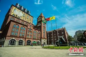 青岛啤酒“身价”超1637亿图片