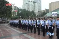 中意警察重庆街头巡逻 邂逅意大利游客点赞重庆视频封面