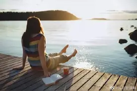 一年一度“嗨一夏”的时候又到了，芬兰人民进入了休假期图片