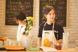 《中餐厅3》杨紫黄晓明苏有朋等全员齐聚，众人与客人聊天超有趣图片