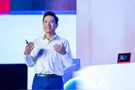 李彦宏：无人驾驶L4级别已经先于L3实现视频封面