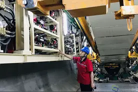 北京地铁19号线积水潭站盾构始发 10座车站全部开工图片