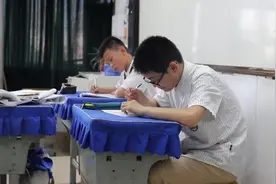中学实行无人监考20年，从未有学生作弊视频封面
