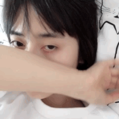 韩国身体乳女生