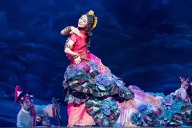 川港合作项目大型舞剧《尘埃落定》成都成功公演，阿来称赞演出了新意视频封面