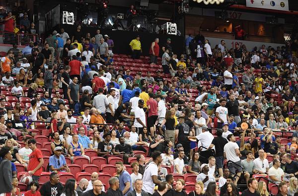 加州再发6.9级地震 NBA夏季联赛被中断