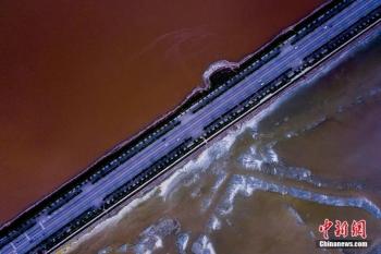 美翻了！“中国死海”山西运城盐湖变身“调色盘”