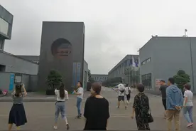 千商万户探秘酒厂  增强消费者情感粘性丨封面白酒半年报（3）视频封面