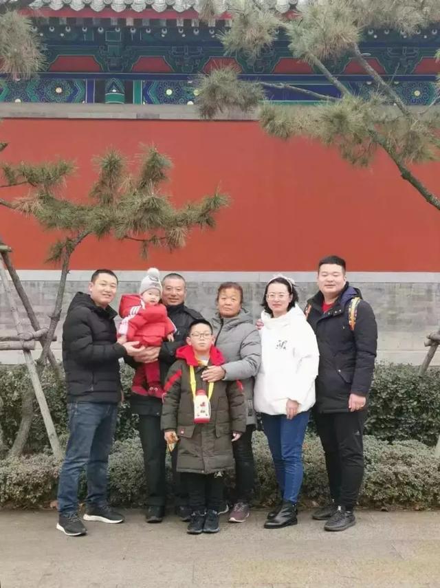 生意失败 他逃脱人生的“密室关卡”如今年入百万