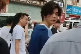 鹿晗驼背，被粉丝大吼，下一秒他的反应亮了图片