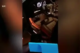 长沙车主买奔驰一年多出现6次故障 4S店：故障率确实高视频封面