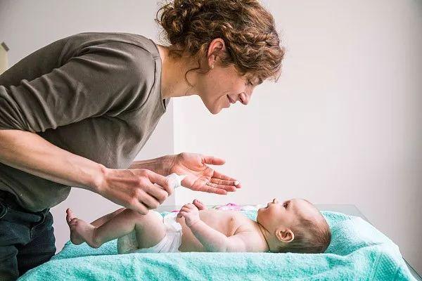 宝宝湿疹反反复复？都因为这几点没做对……