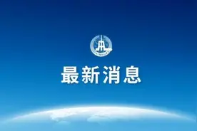 伊朗一卡车运输氯气罐经过村庄 爆炸泄漏致217人受伤图片