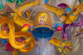 来看大山里的水世界！