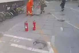 心真大，合租房燃起大火，女租客还在呼呼大睡图片