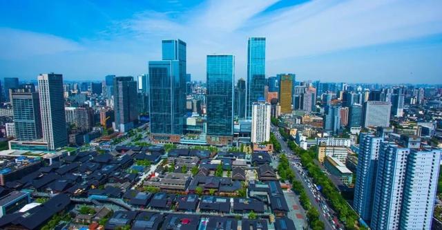 近两年28.6万本科及以上人才落户成都！有你吗？