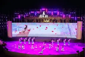 小小葡萄的巨大吸引力 农旅融合为小镇增添活力图片