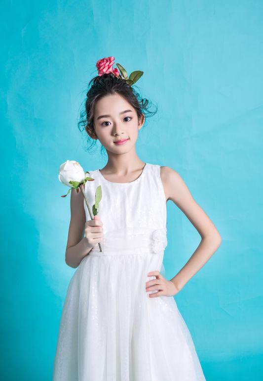 杨幂厉害之处不仅仅在于她的演技,而是在于她抗人,她当初签下迪丽热巴