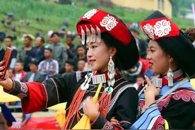 镜头下的大凉山：7月是大凉山的“火把季” 跟随摄影师镜头感受燃情夏日视频封面